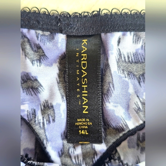 Kardashian Intimates Snow Leopard Mahalia Bustier Lingerie Set Purple Black Lace - Picture 12 of 16